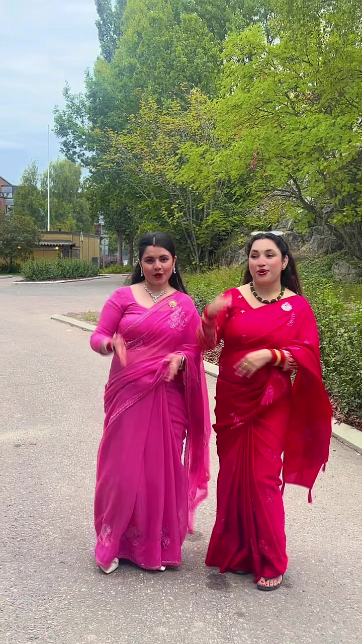 @Reeta Bhandari😊😘