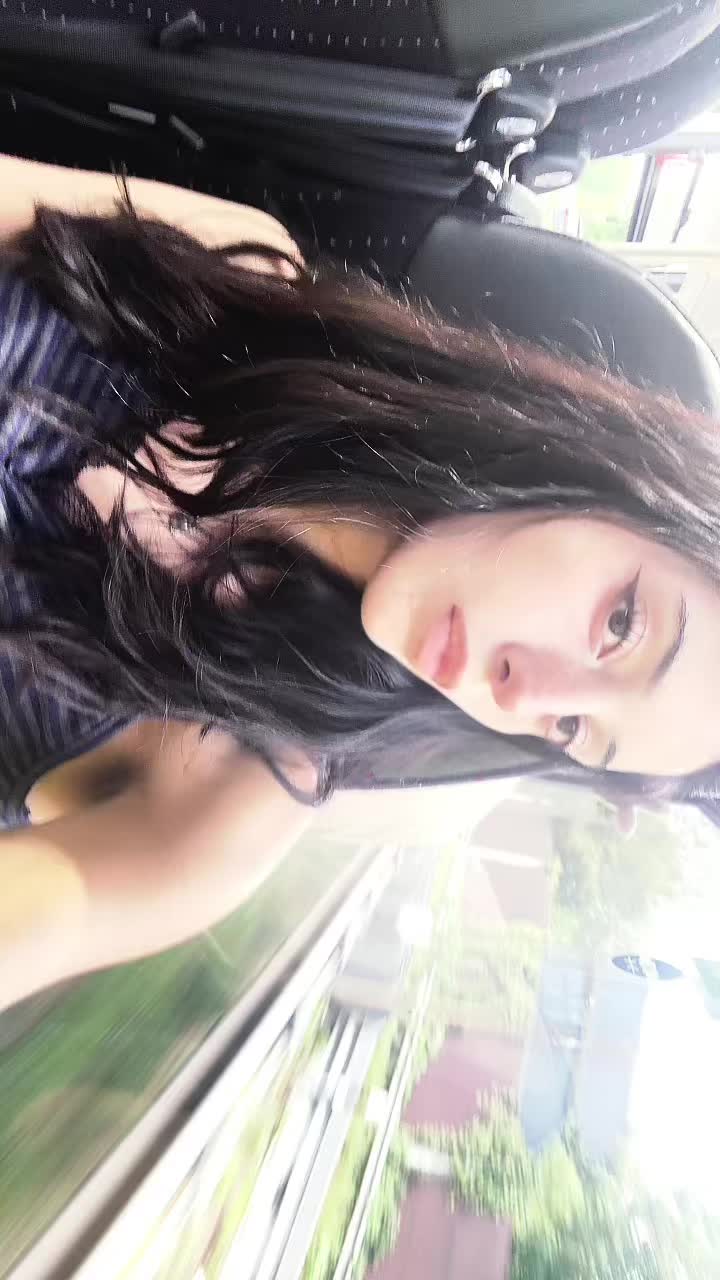 @lia<3