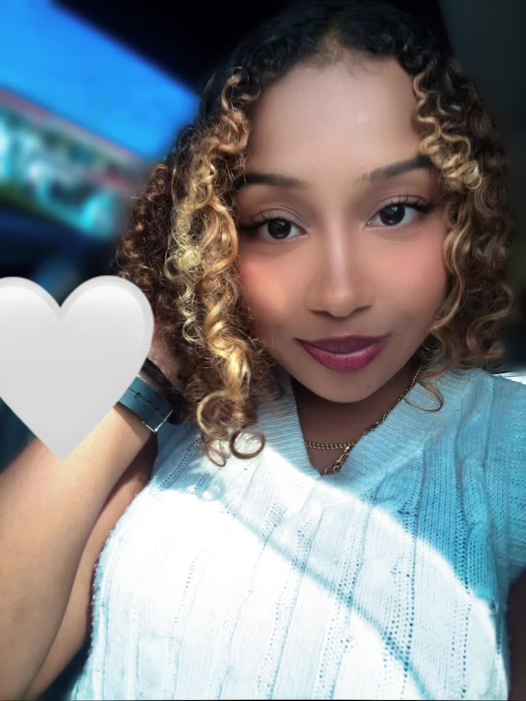 @&bull;𝒮𝒽𝒶𝓃𝒾𝓎𝒶💜🫧.