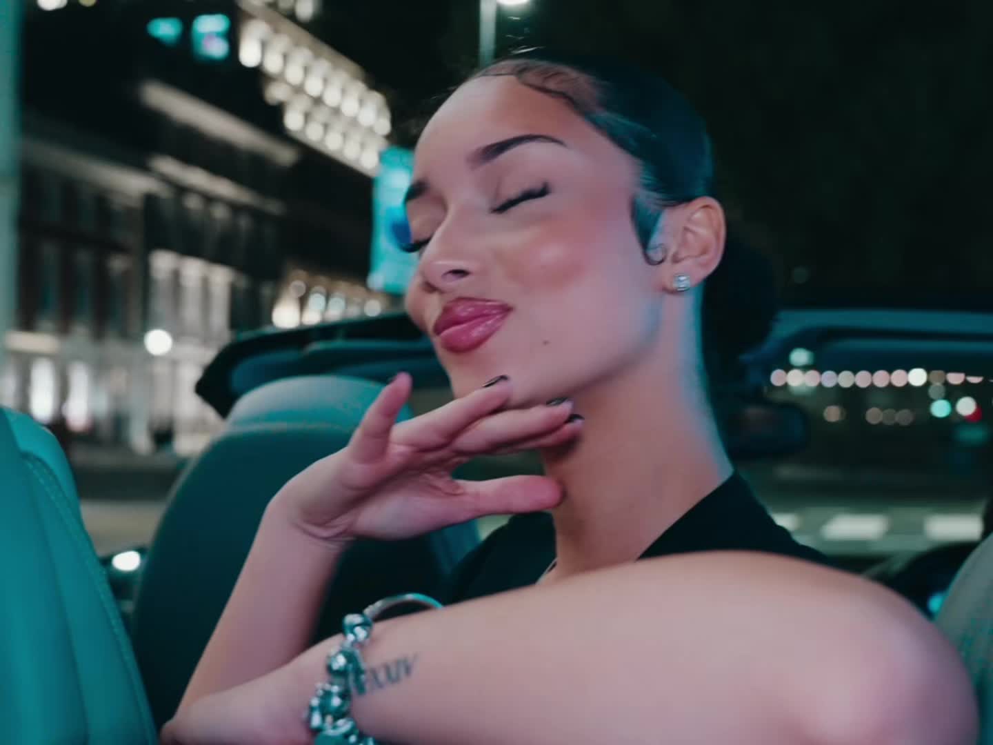 @Faces