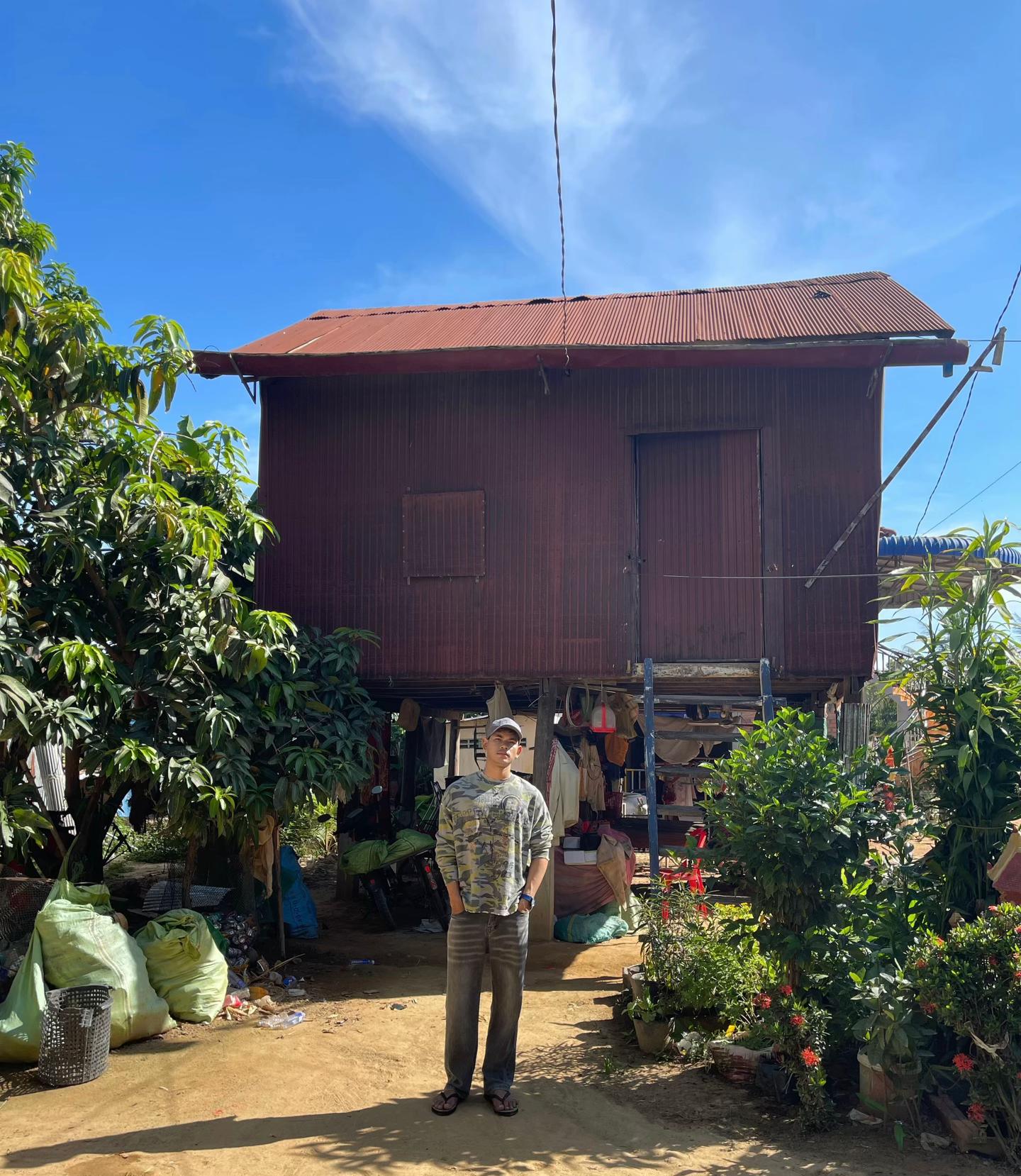 @Chhen | គីម រ៉ាឆេន