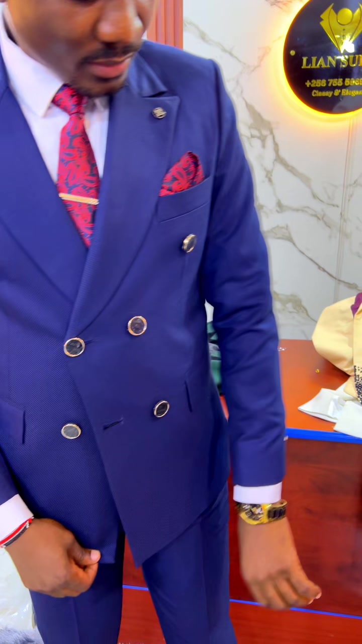 @Lian suits