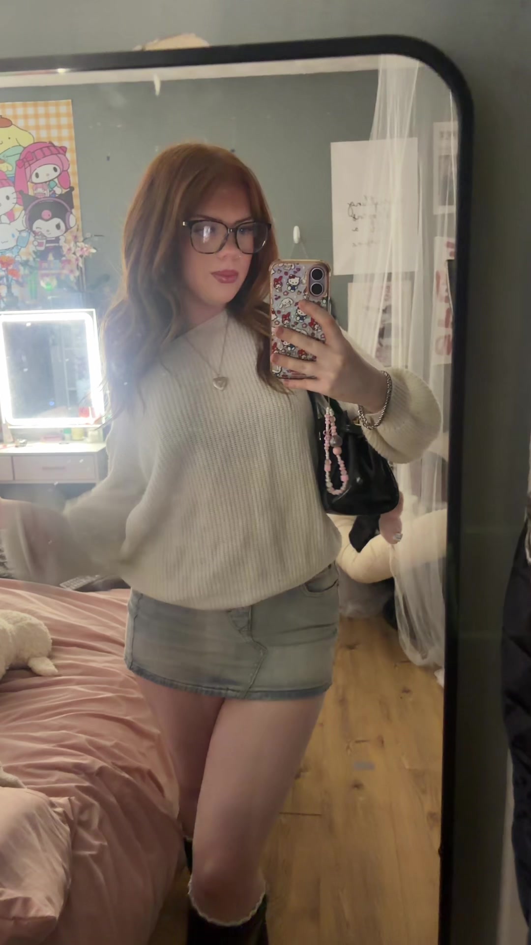 @c0urtn3y