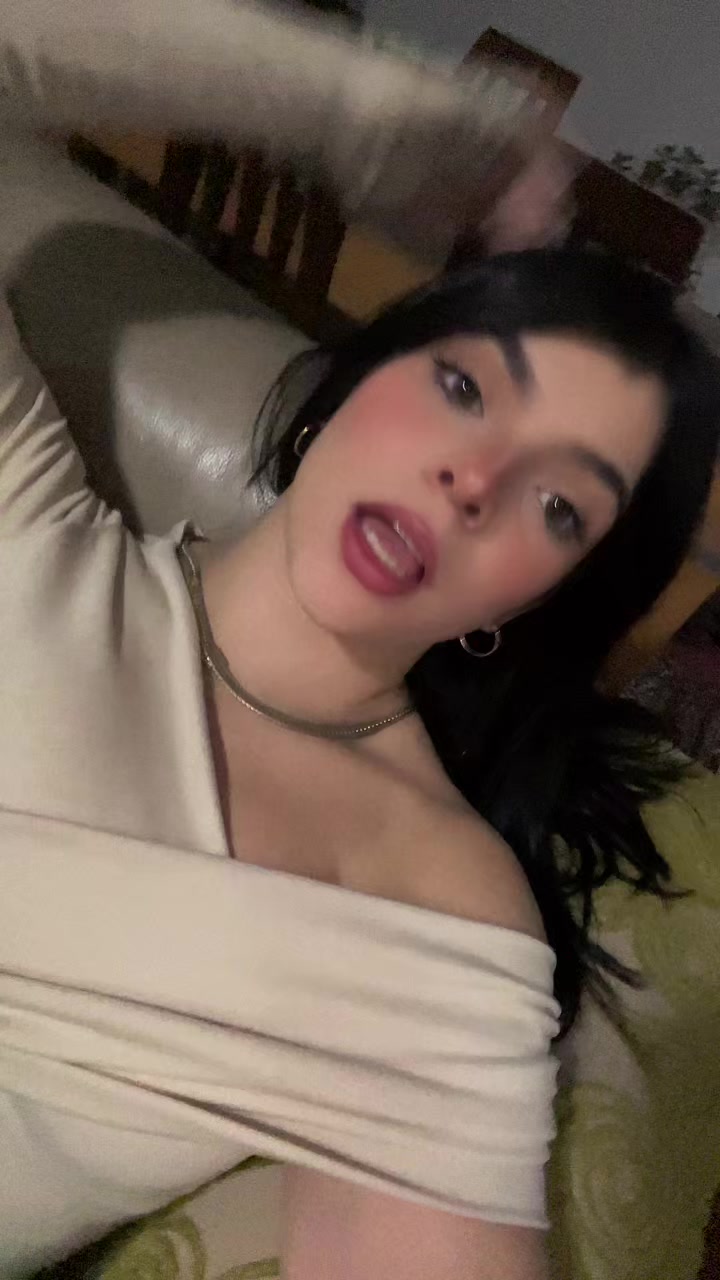 @Francesca🌙