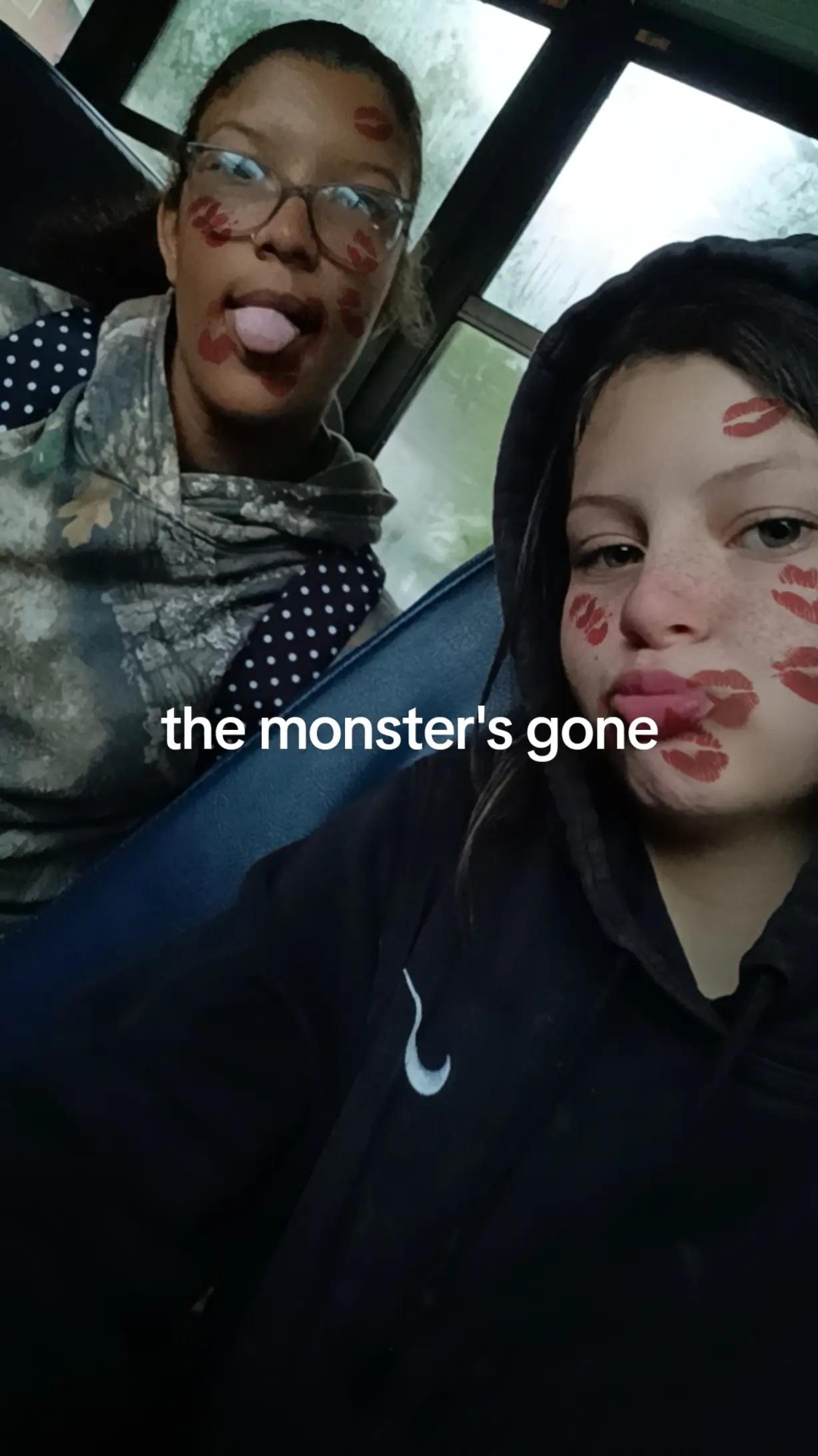 @I love lil peep &hearts;️ 🖤 ❤️ 🦓🦓