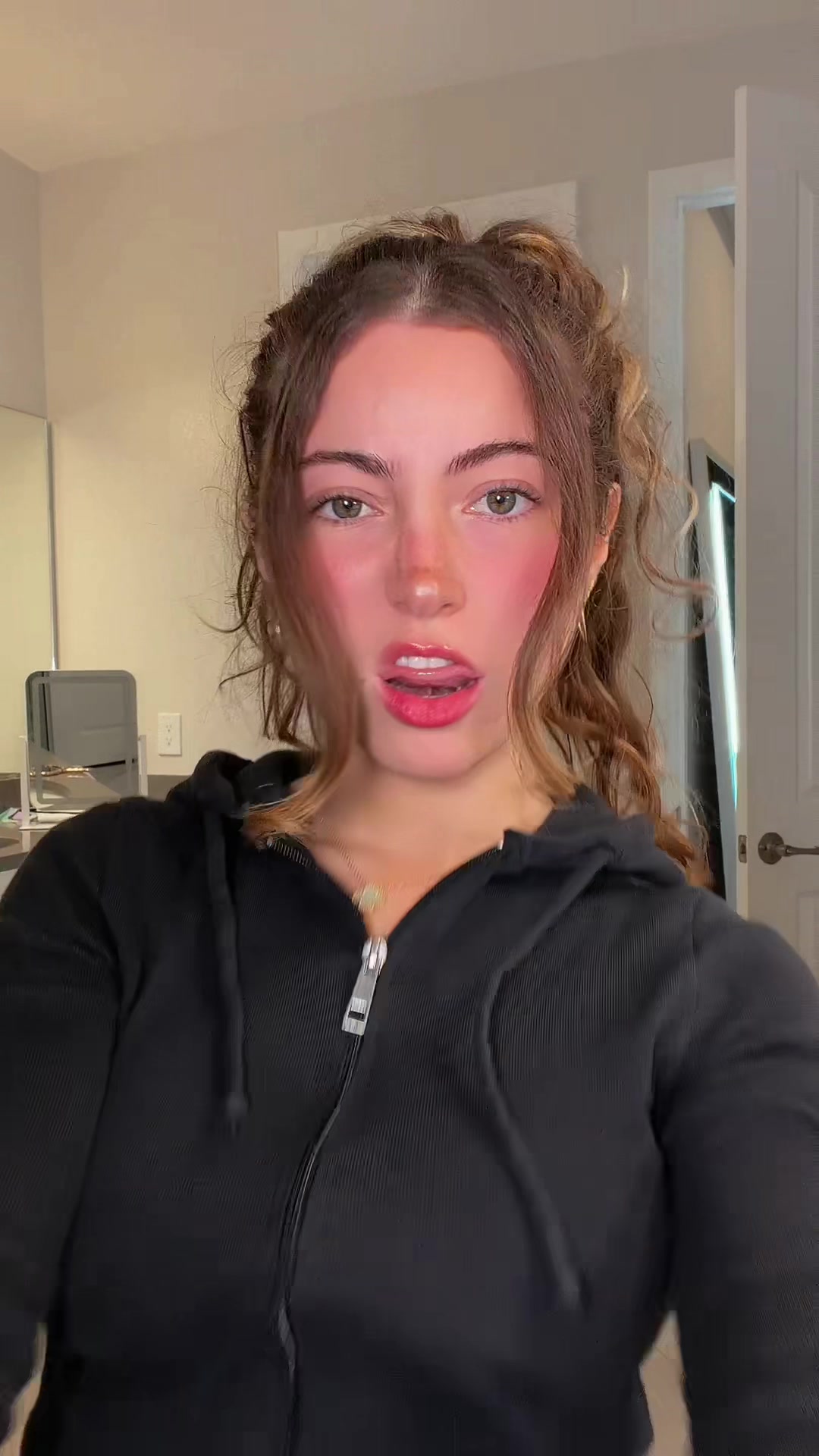 @Nichole🎀