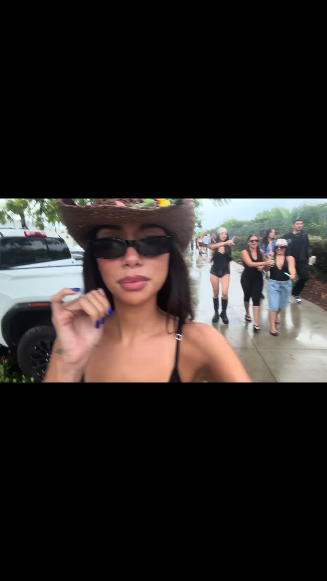 @iz
