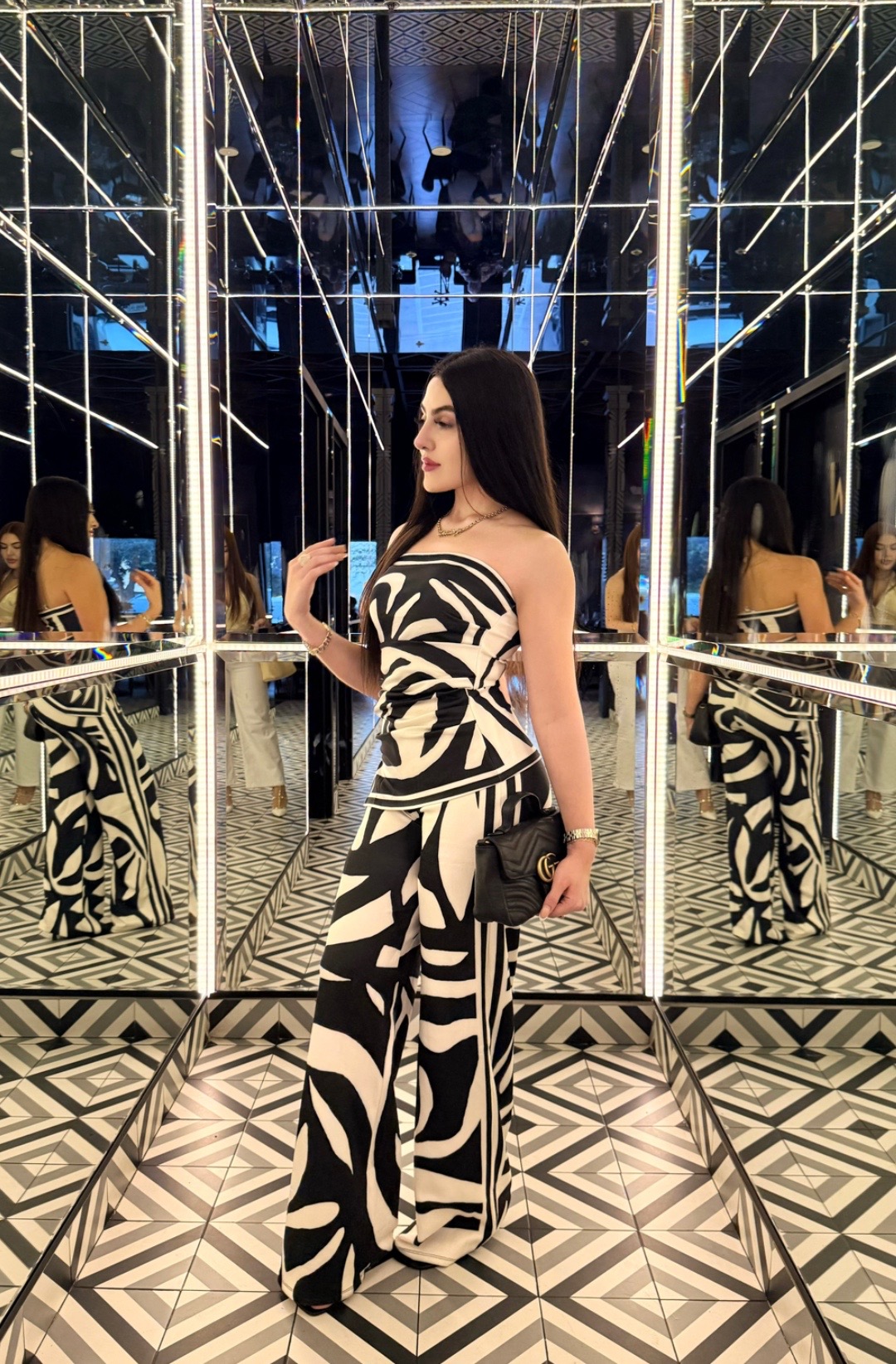 @𝐃𝐞𝐬𝐭𝐢𝐧𝐲