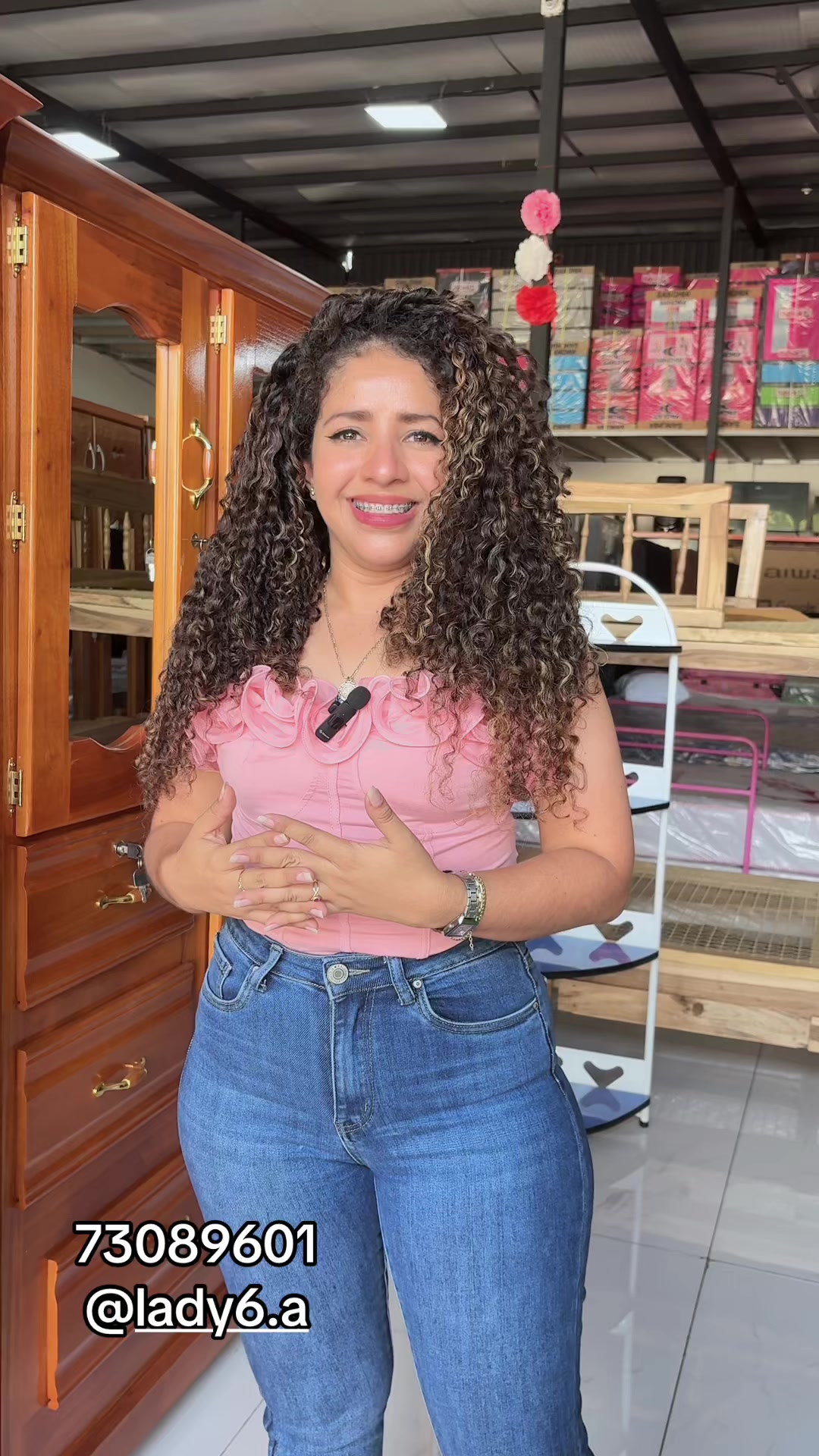 @comercial la nueva oficial1