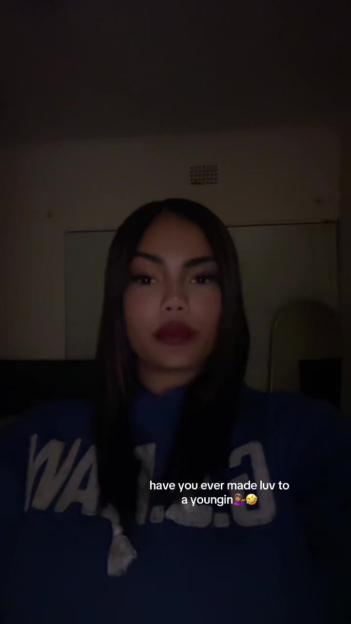 @zah💋
