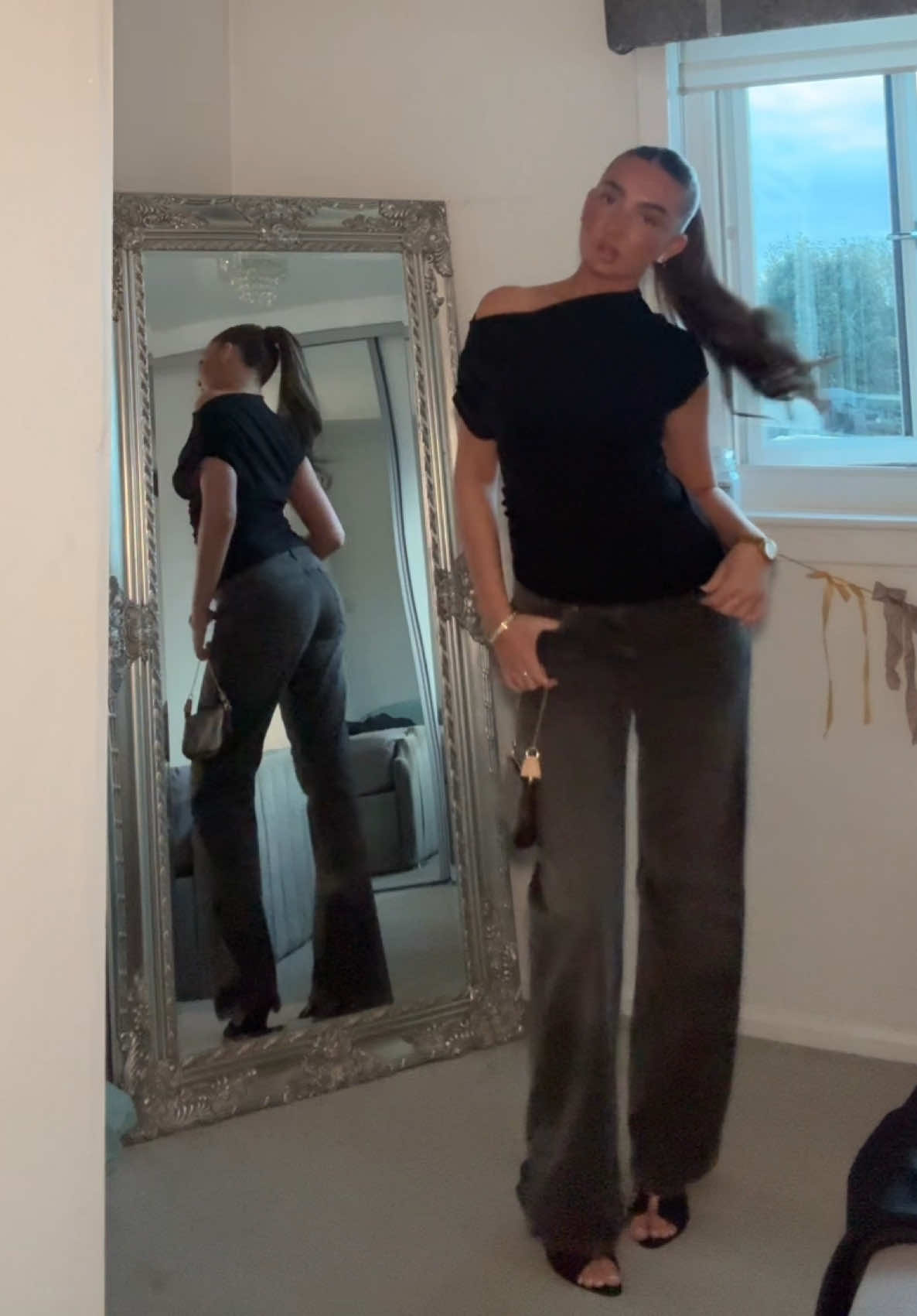 @🦋𝐋𝐞𝐨𝐧𝐚 𝐃𝐞𝐢𝐠𝐡𝐚𝐧