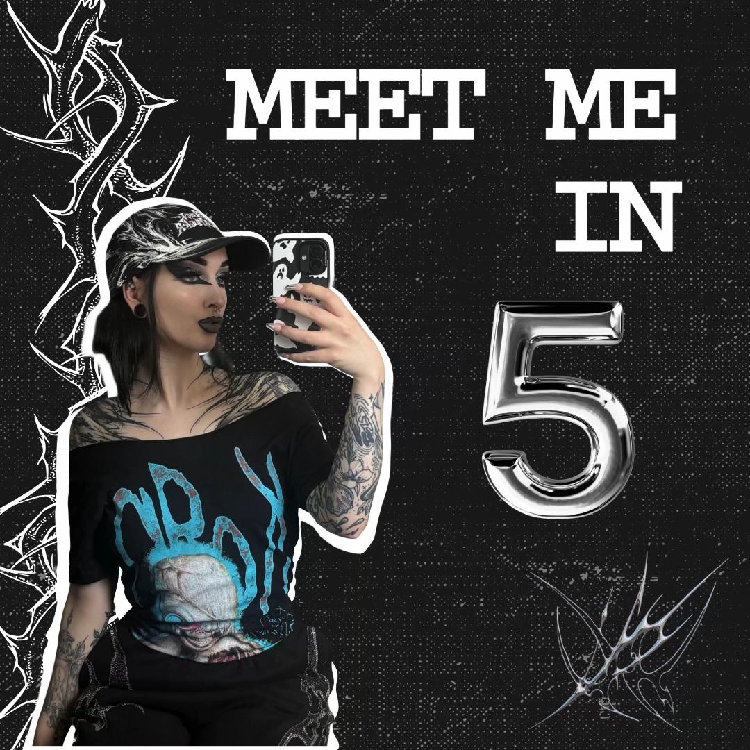 @Amber 🖤