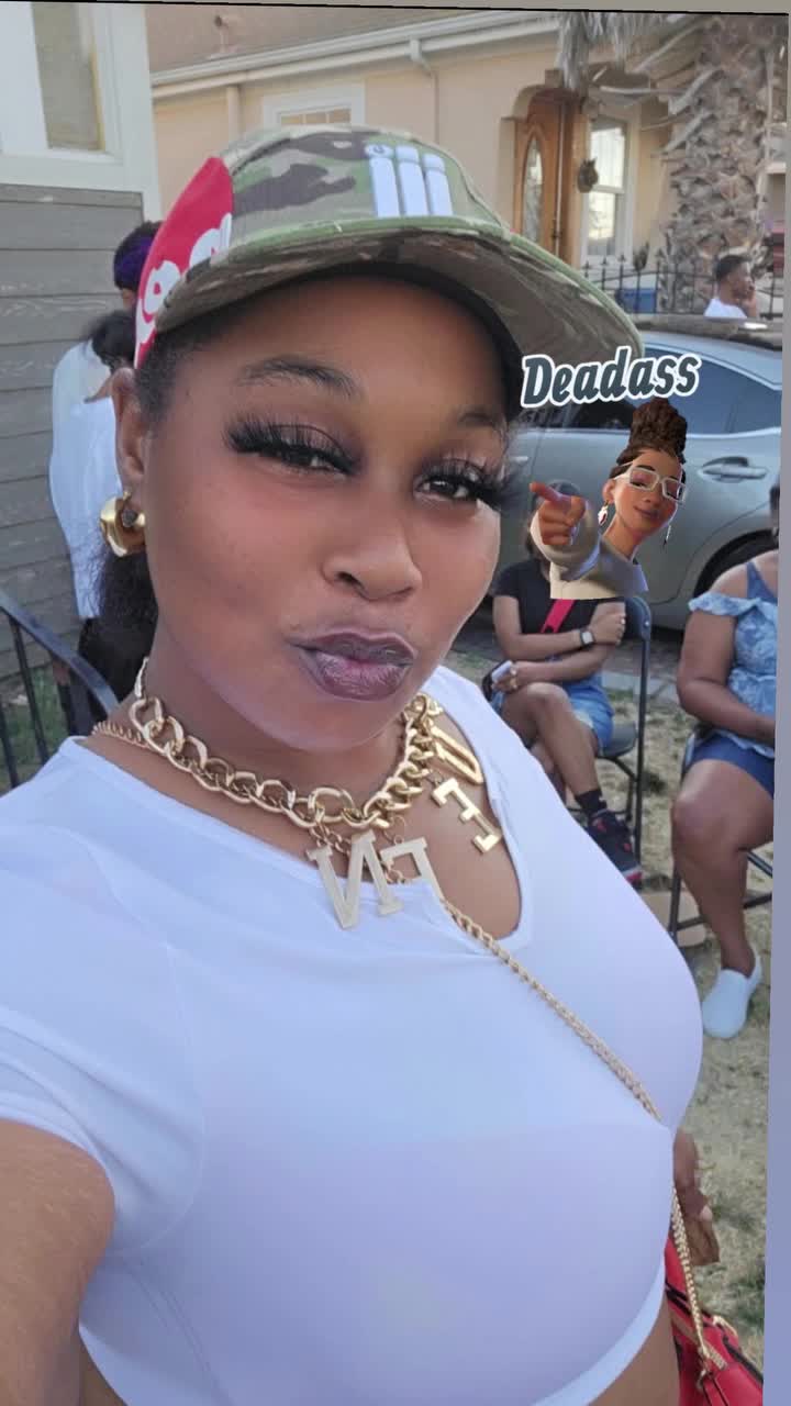 @Dimplez🥰