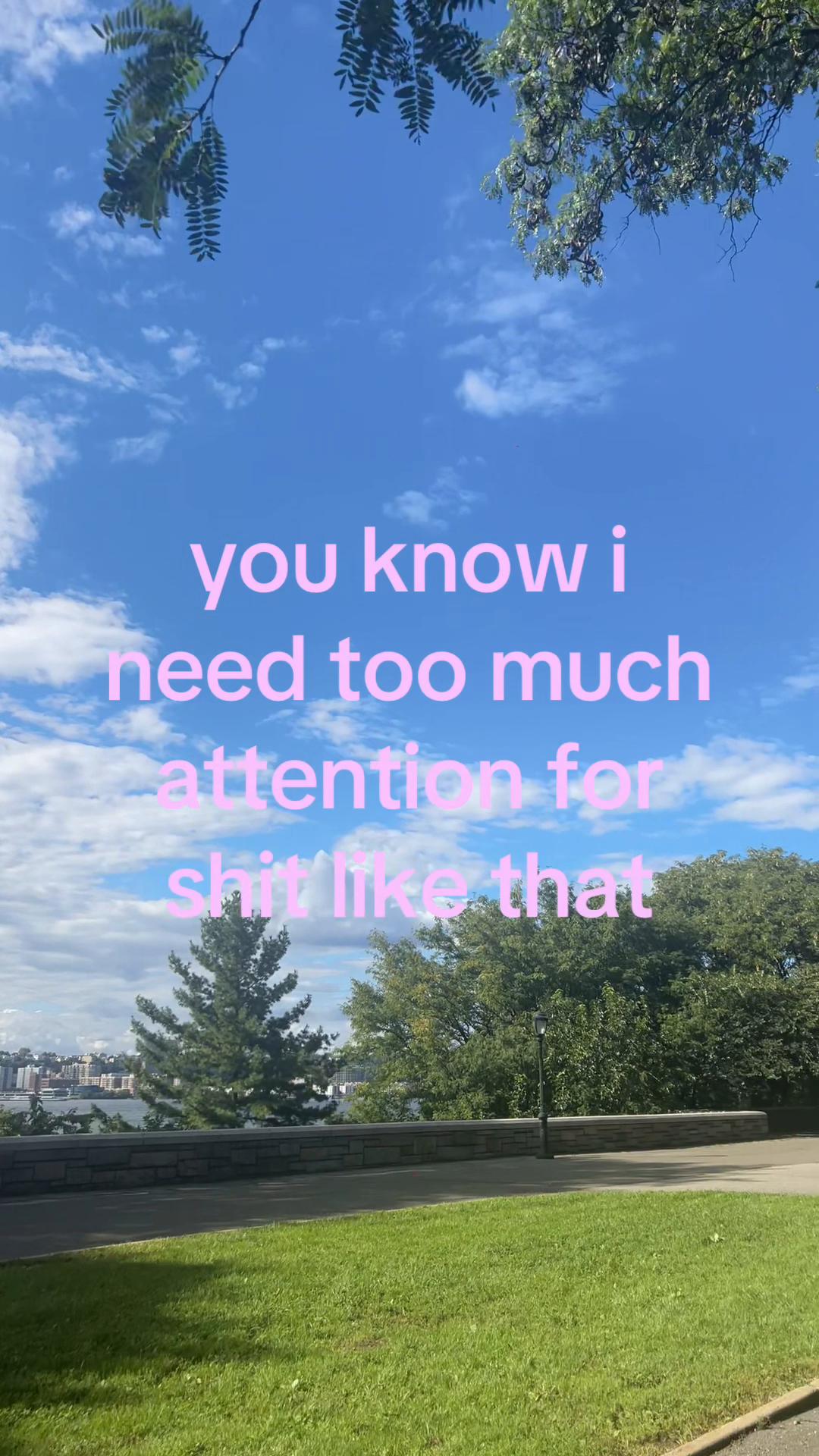 @😌