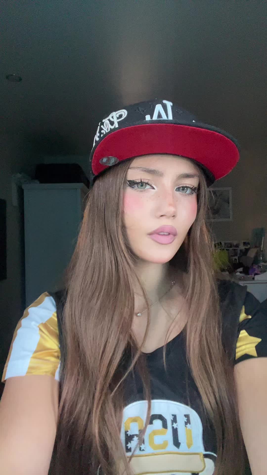 @arishka1_11