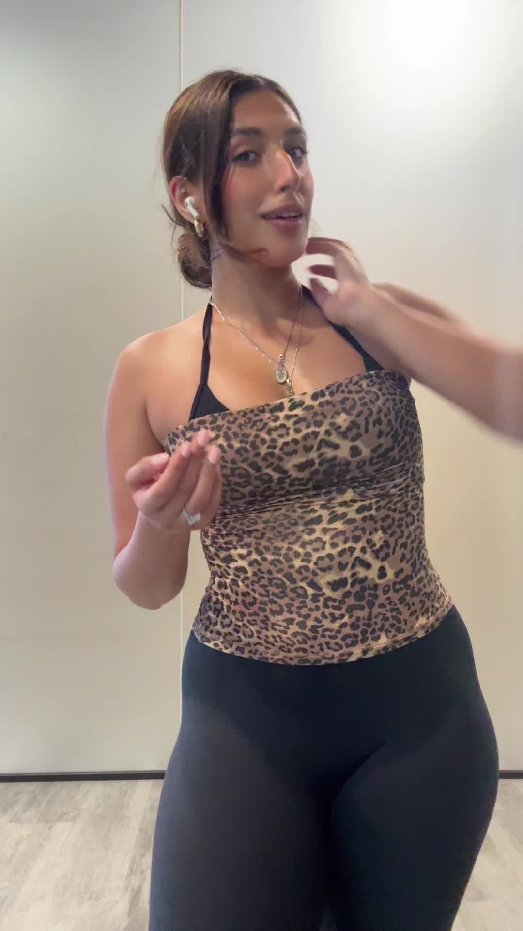 @urgrllcrush