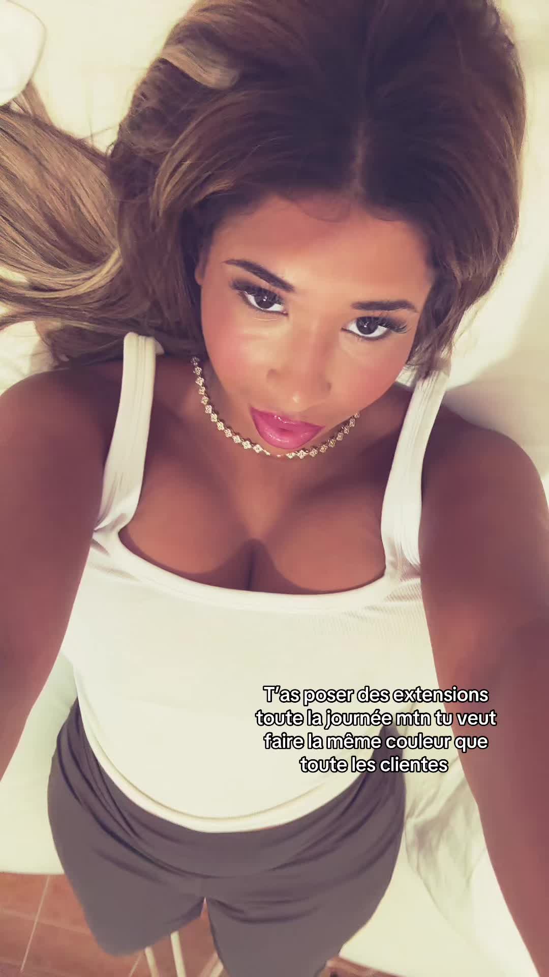 @Madame.R
