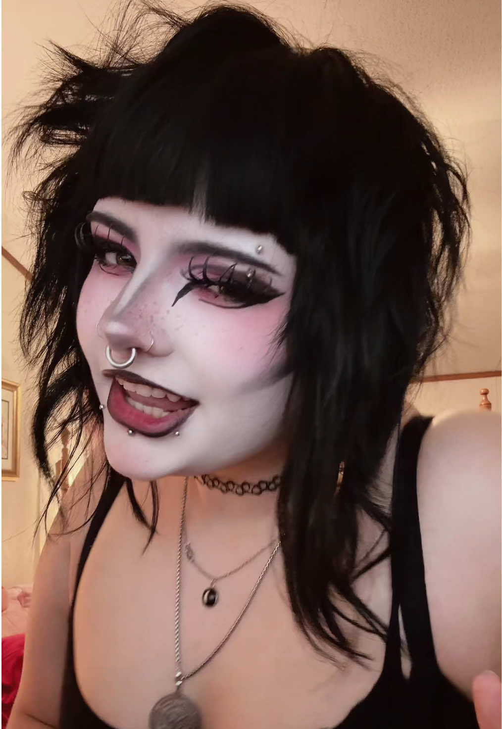 @𝐁𝐞𝐥𝐥𝐬 ;𝟑 🐾