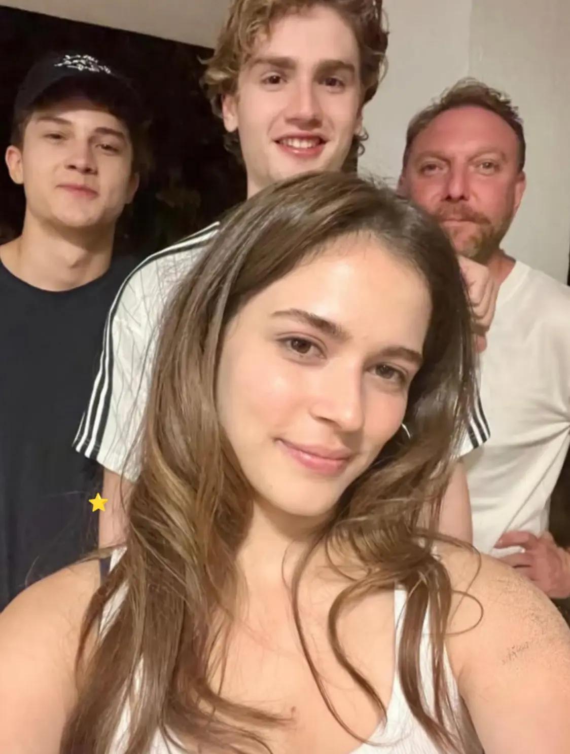 @⭐