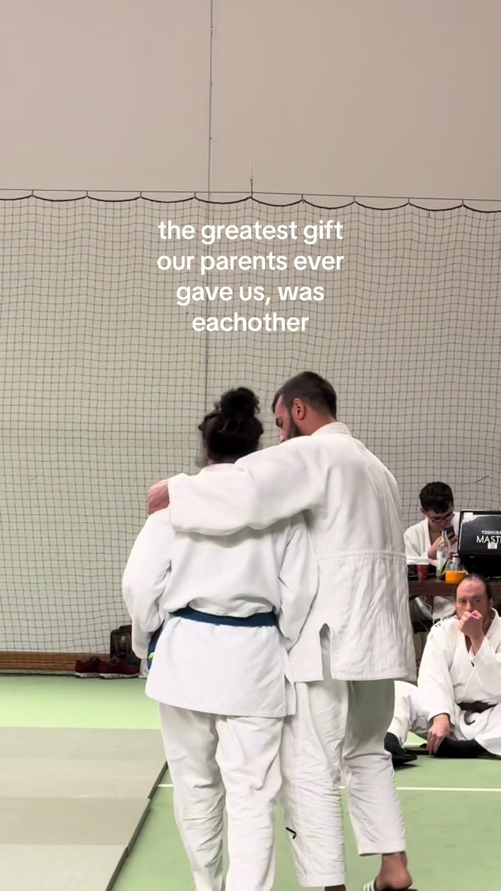@naval❤️&zwj;🔥🌎🏥🥋♊️