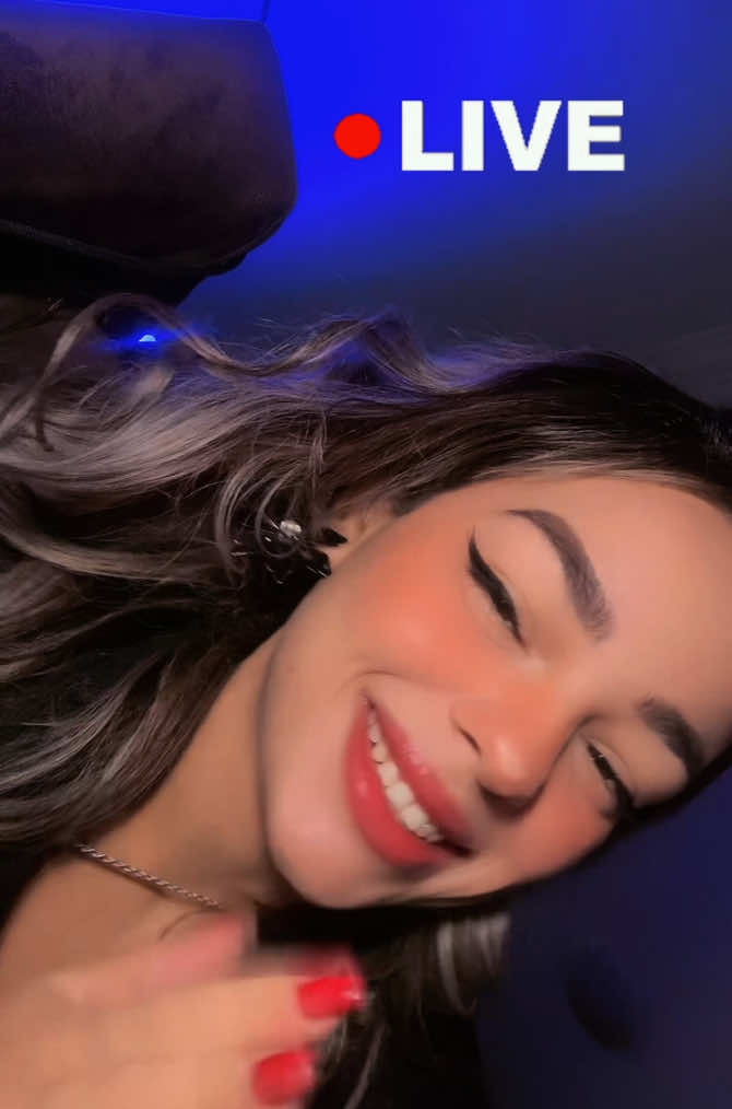 @𝐂𝐑𝐈𝐒 𝐇𝐀𝐑𝐋𝐄𝐘🦋🎭