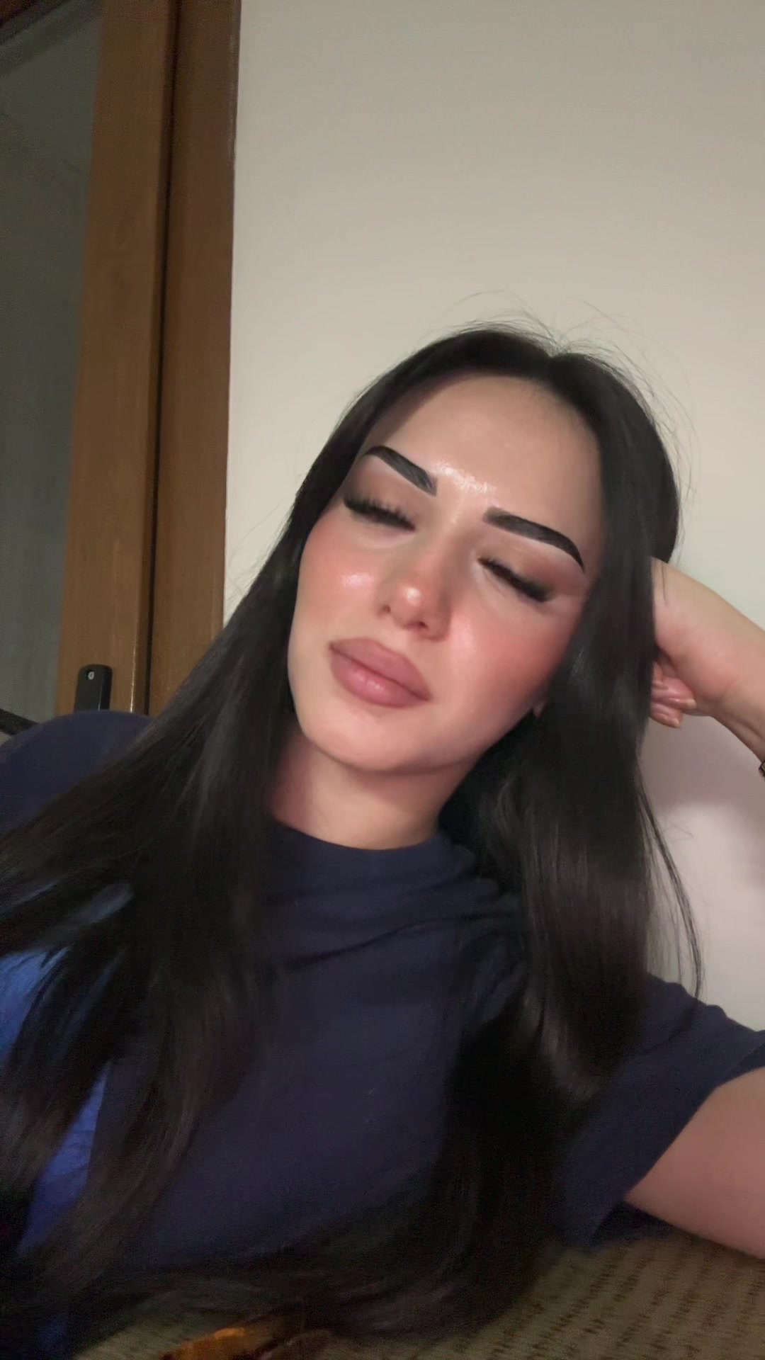 @𝐌𝐞𝐫𝐯𝐞 🌸