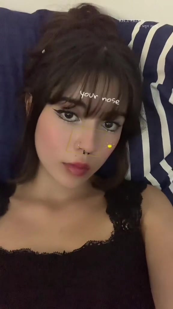 @˚✧ s h e y ◡̈ ˚✧👁️