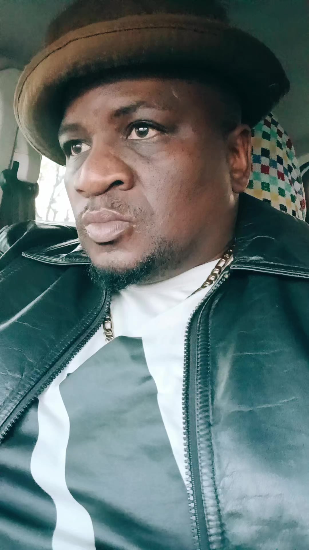 @QHUBINJA