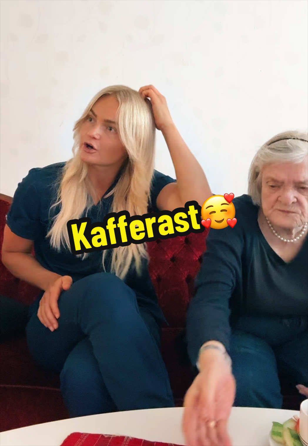 @Lydia Vaggelyr