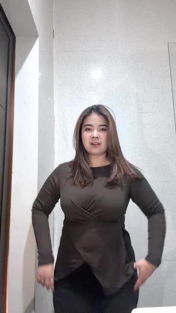 @Hanya M