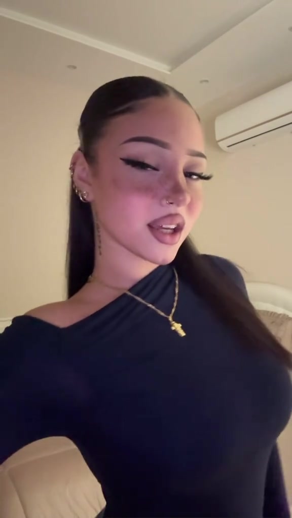 @𝓂𝒶𝒹𝒾𝓈𝑜𝓃🕷️