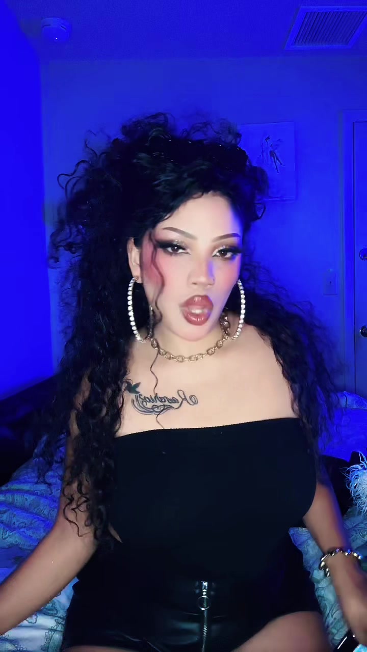 @NITZY💖