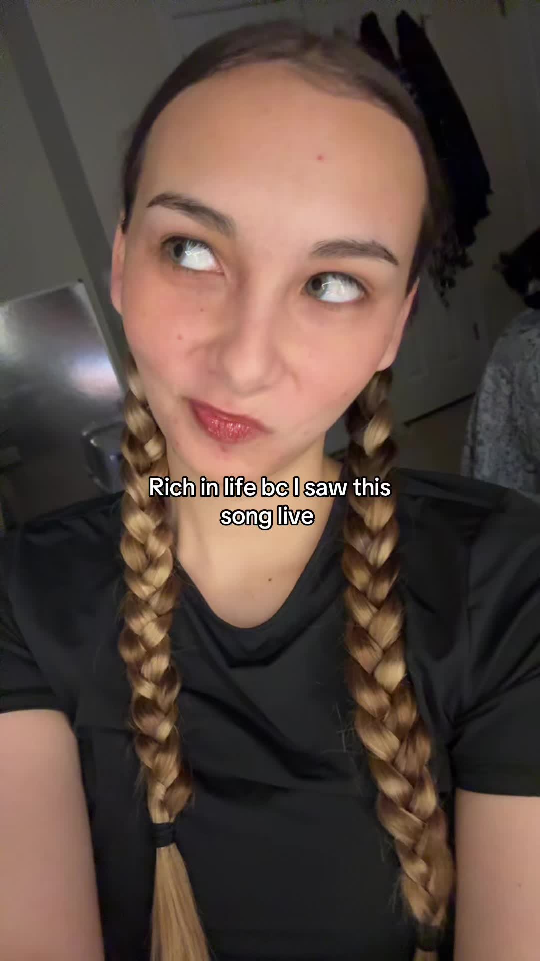 @Bella