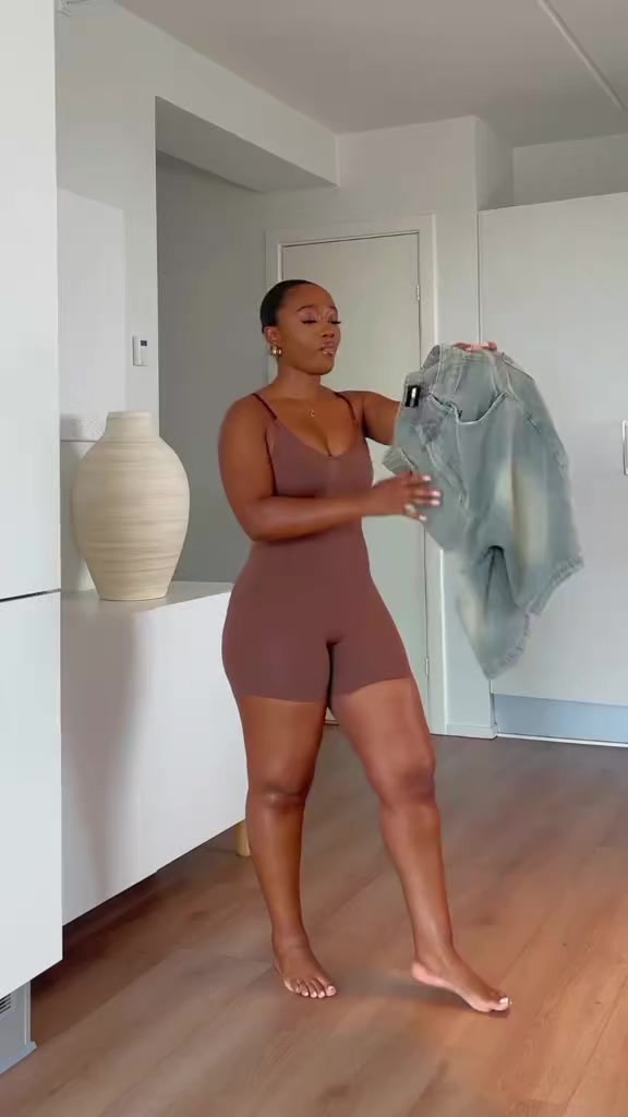 @FASHION NOVA 🛍🛍