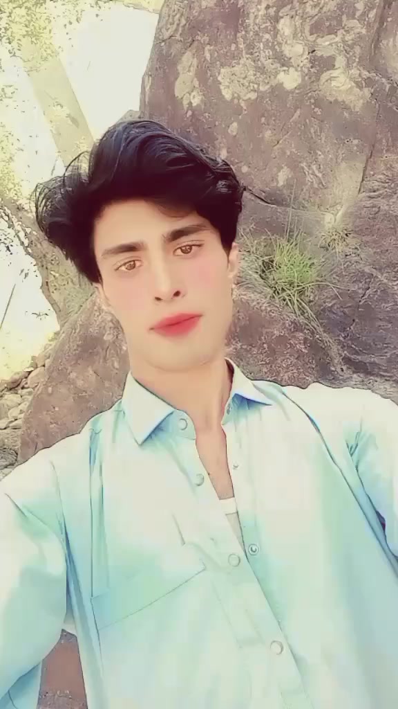 @M<(♥️)>R