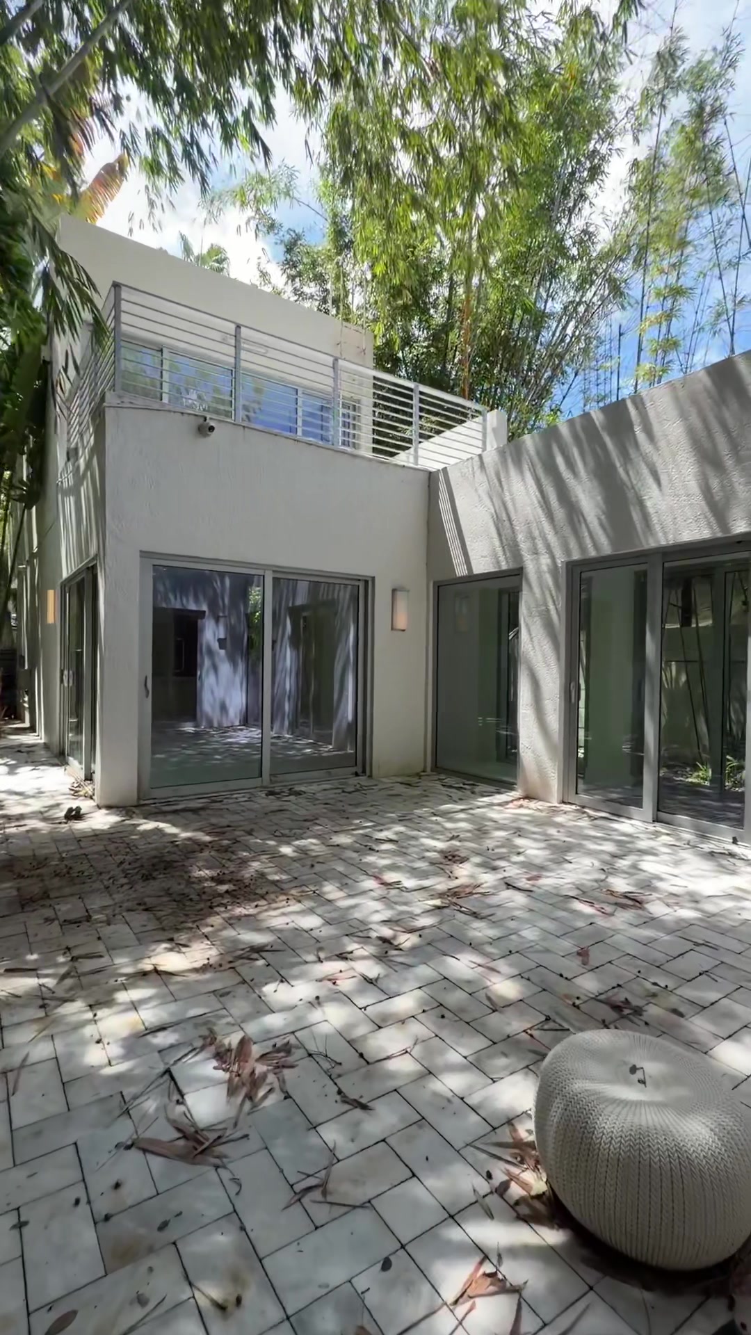 @Miami Apartment Locators