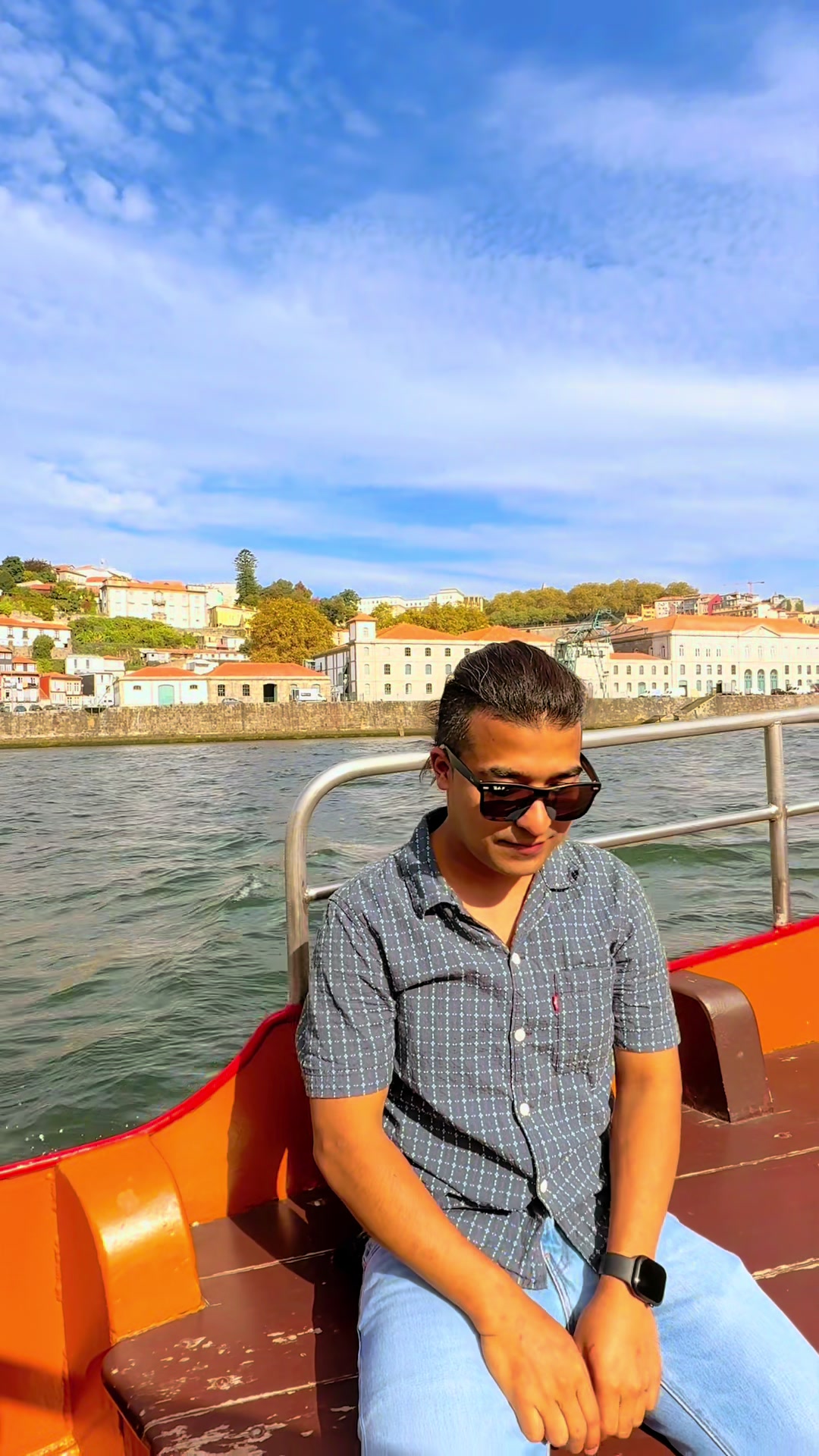 @Aneet CIwl 🇵🇹 🇳🇵