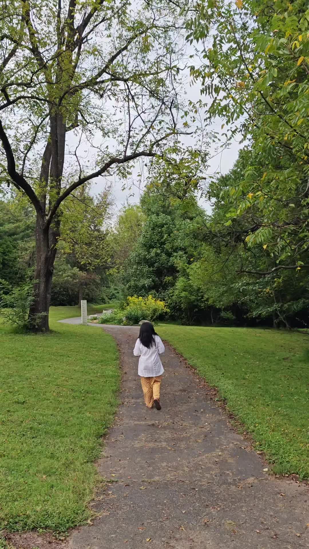 @resroseyasmin