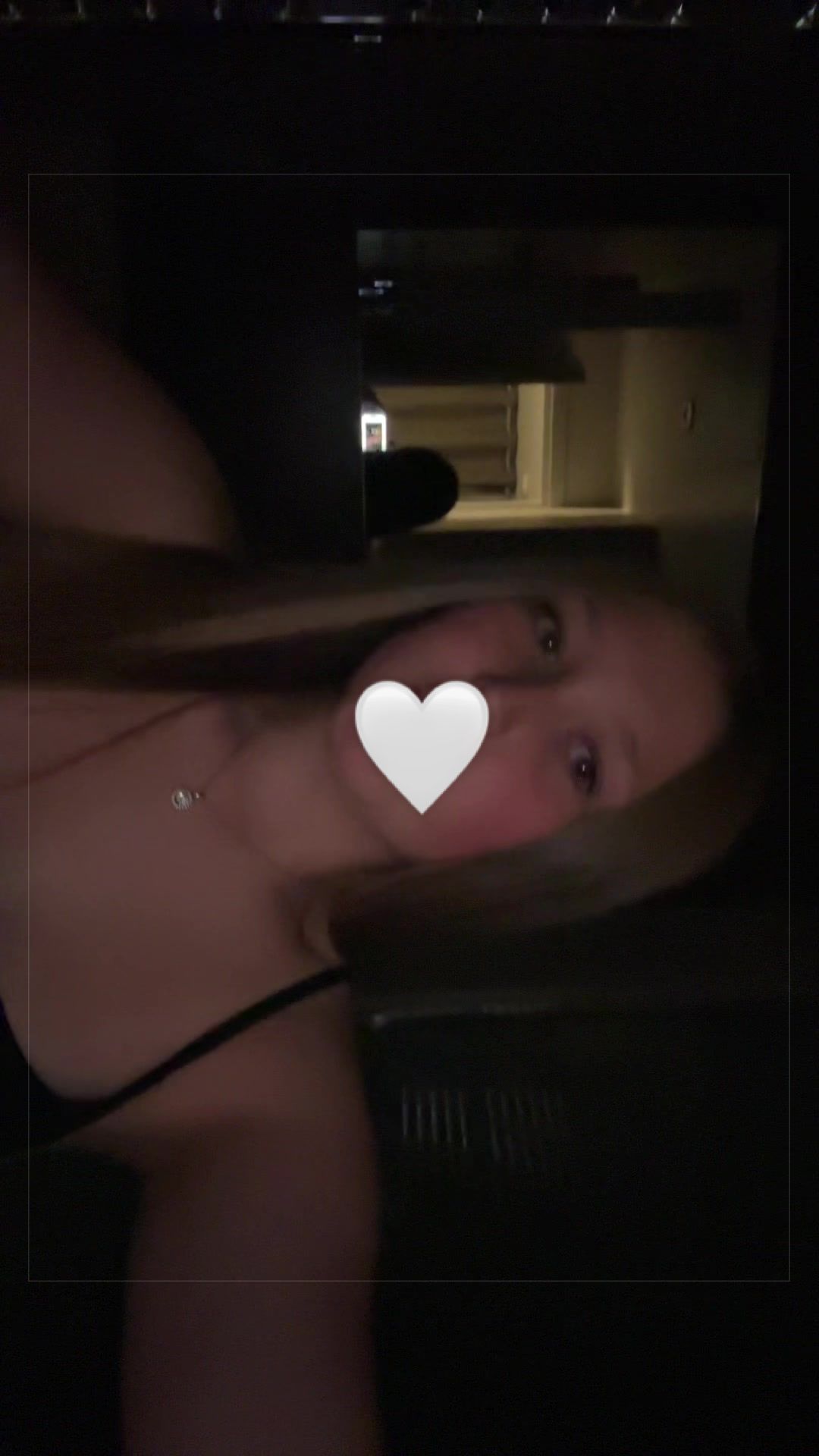 @𝒶𝓋𝒶𝓁𝒶 🥂