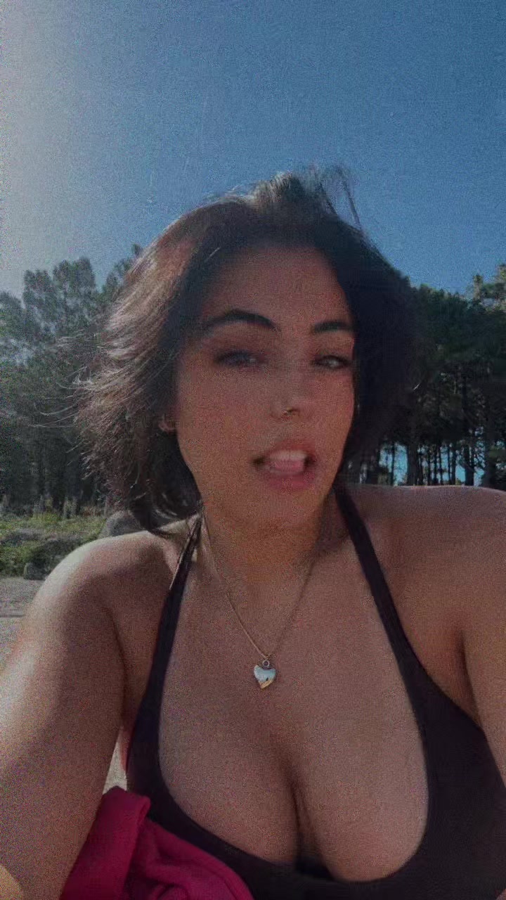 @🥀grecia🥀