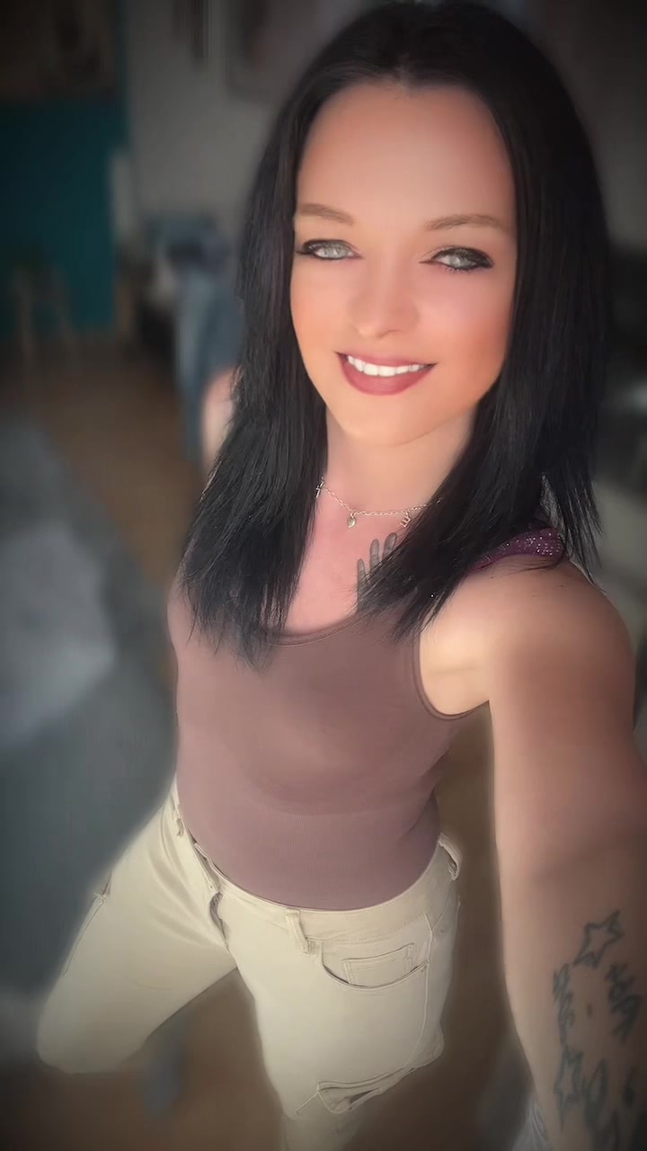 @Jennifer Cherry-Lynn🖤
