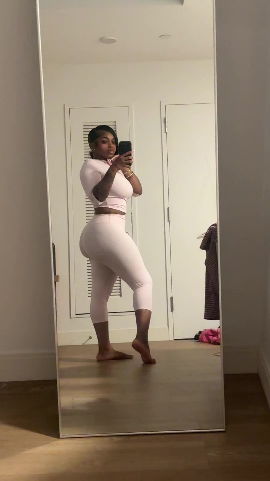 @Anaa Lee