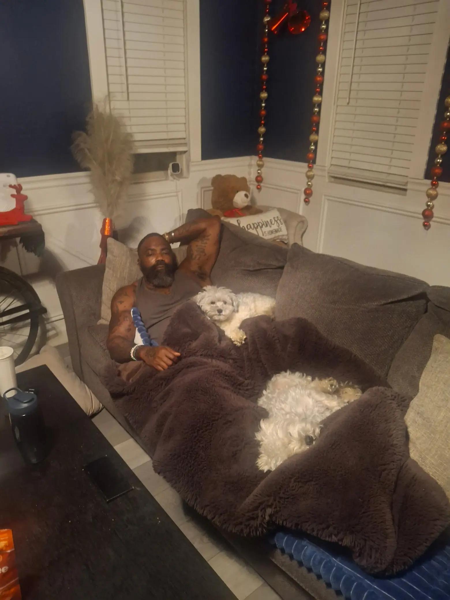 @WorthyOfLove👨🏾🤝👨🏿🌈
