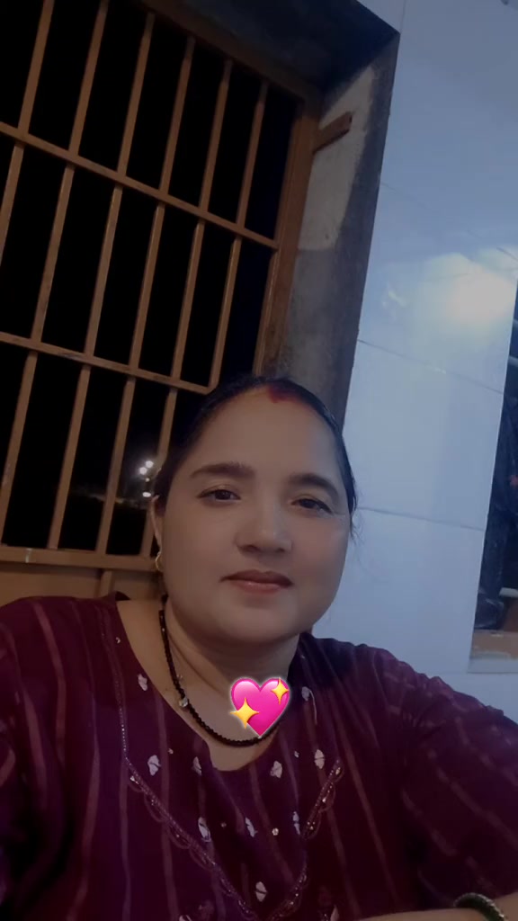 @S..👩❤️💋👨..H