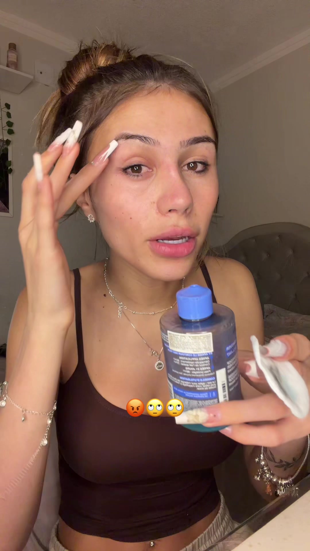 @manuellaollv