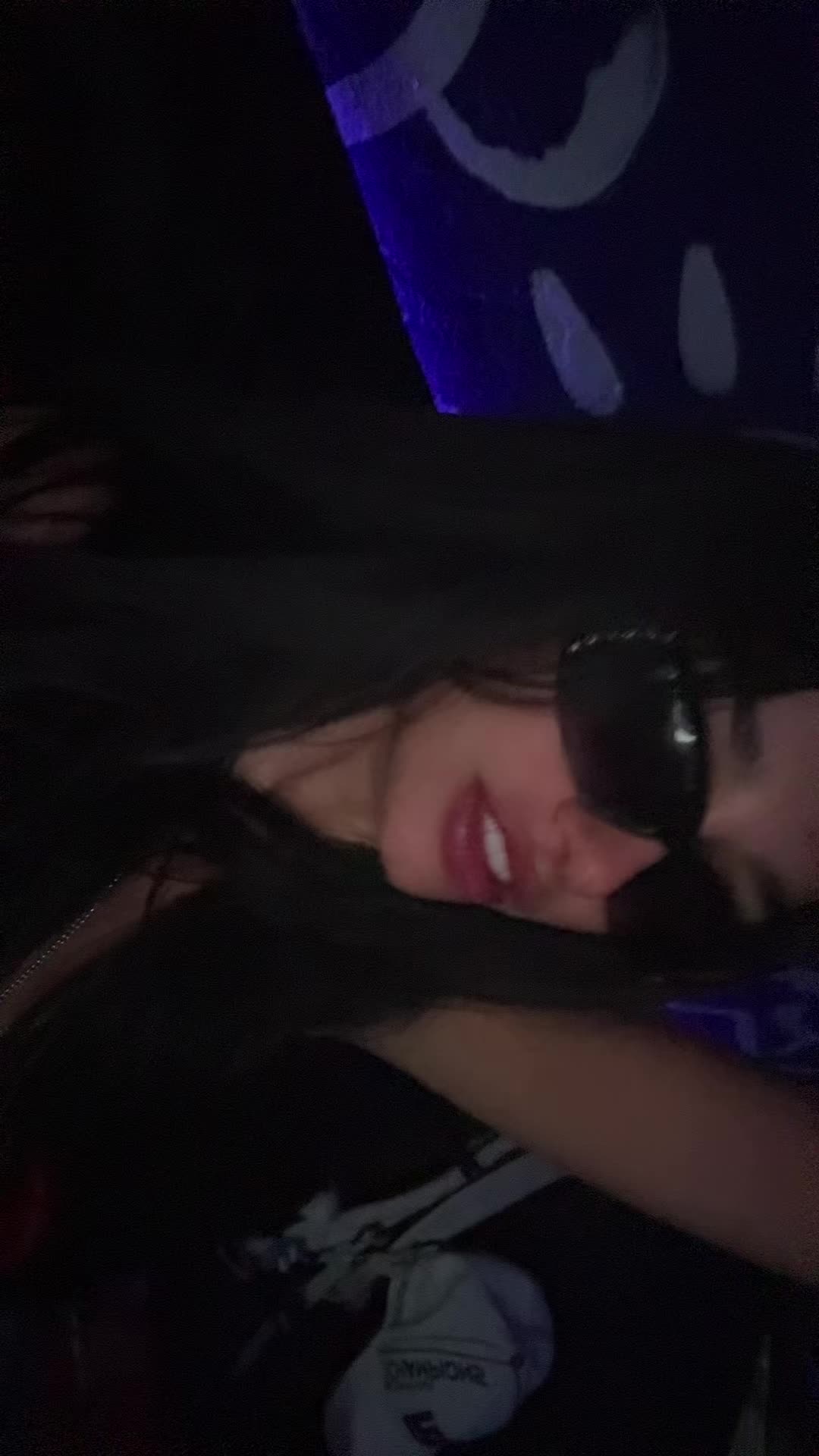 @️
