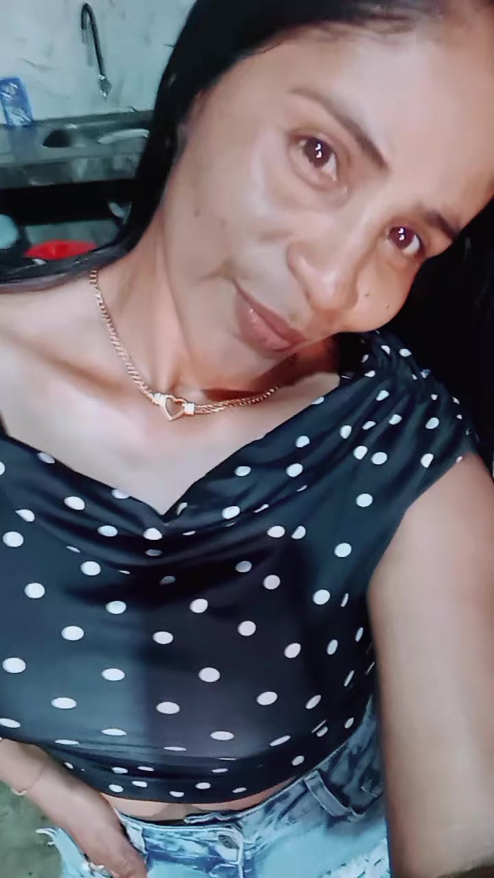 @Mar&iacute;a Castro 😘😘😘😘