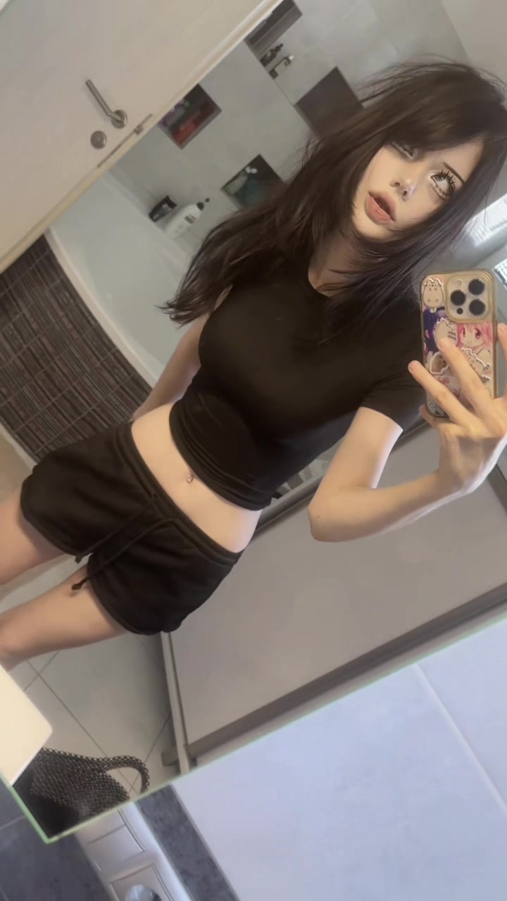@🧛🏻&zwj;♀️