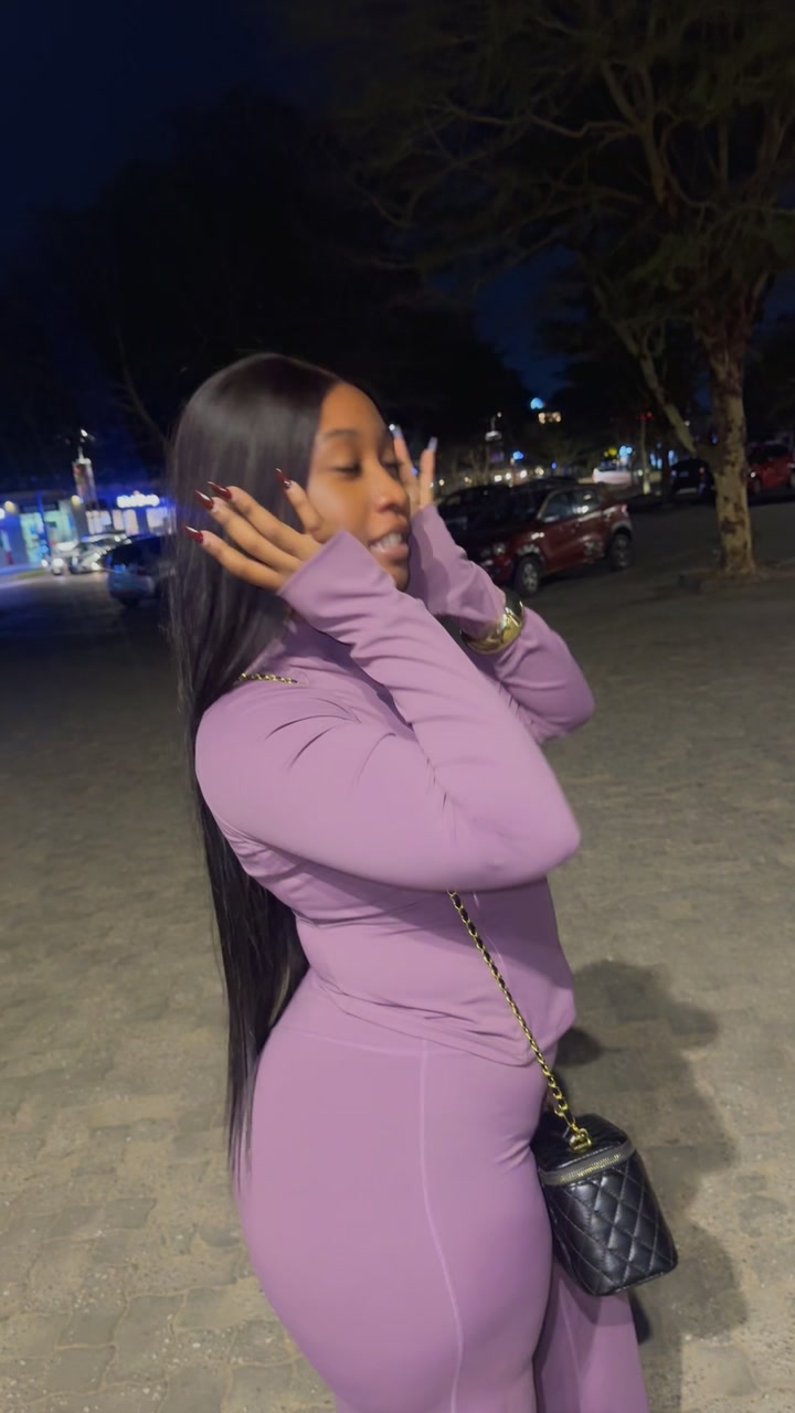 @Tasha🍑👑
