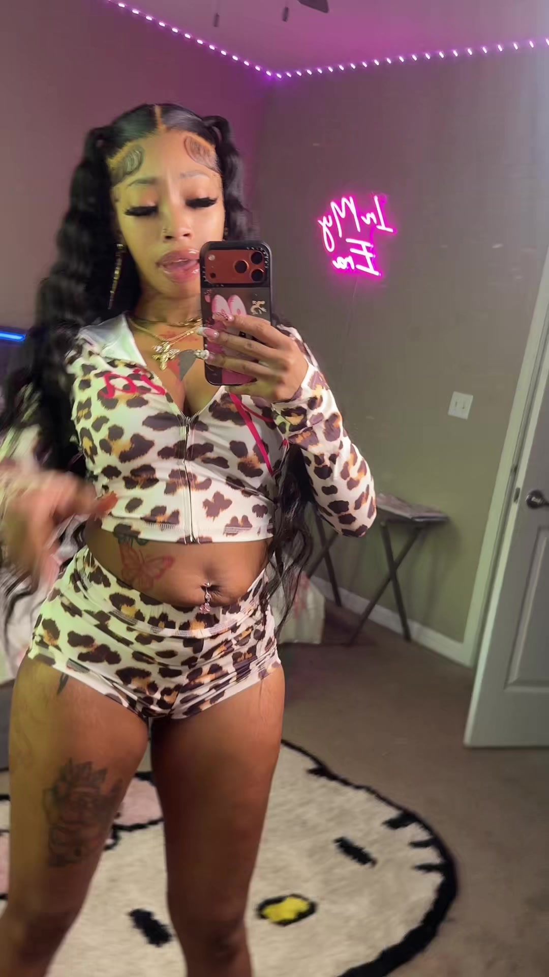 @ONLY1CHINA K. 👅